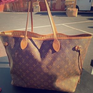 Louis Vuitton Neverfull